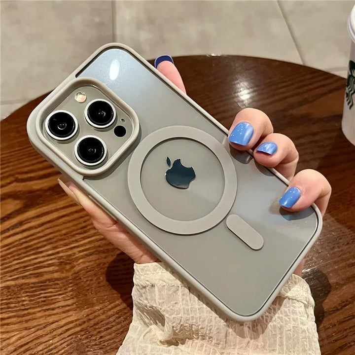 Transparent MagSafe case for iPhone 15 pro Max
