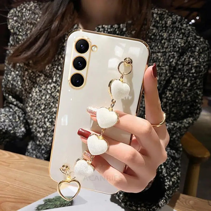 Love Heart Bracelet Case for Samsung S9/S10/S20/S21/S22/S23, Note 9/10/20 Ultra with Decorative Charm
