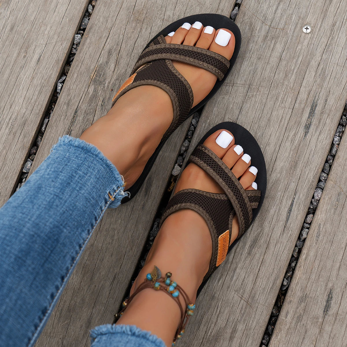 Women's Sandals, Mesh Breathable, Comfortable and Skin-Friendly, Suitable for Both Indoor and Outdoor Wear, Flat Sandals